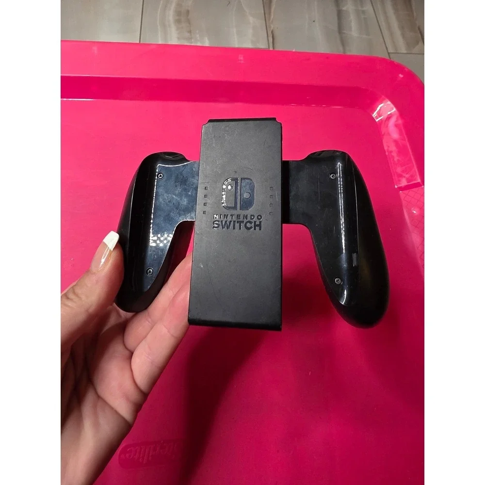 Nintendo Switch Joy-Con Grip Controller Attachment Black‎ HAC-011 OEM Accessory